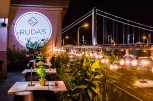 Budapest: Rudas Turkish Bath or Spa Day Pass & 3-Course Meal